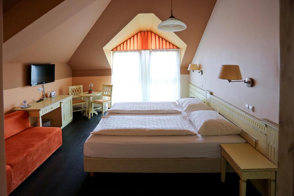 Gostilna In Motel Pri Lesniku Maribor Bilik gambar